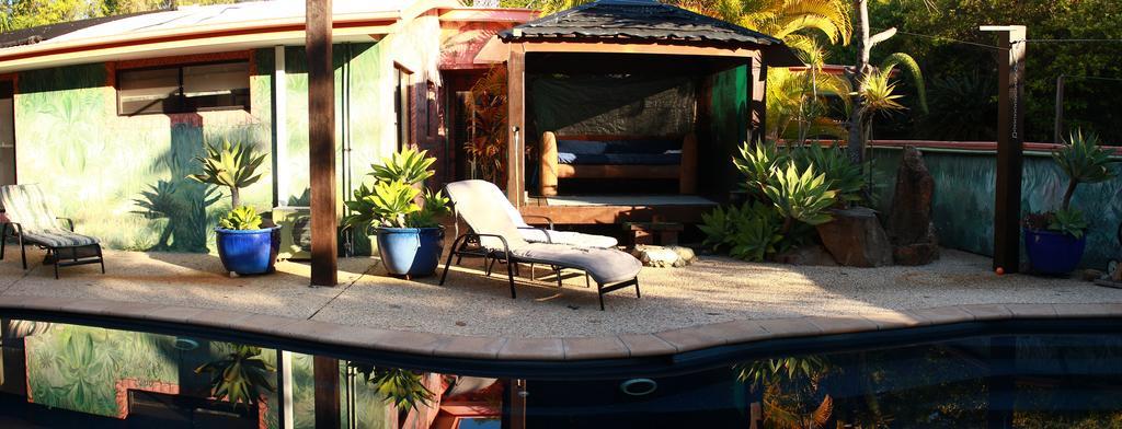 Noosa Edge Nudist Retreat Bed and Breakfast Doonan Esterno foto