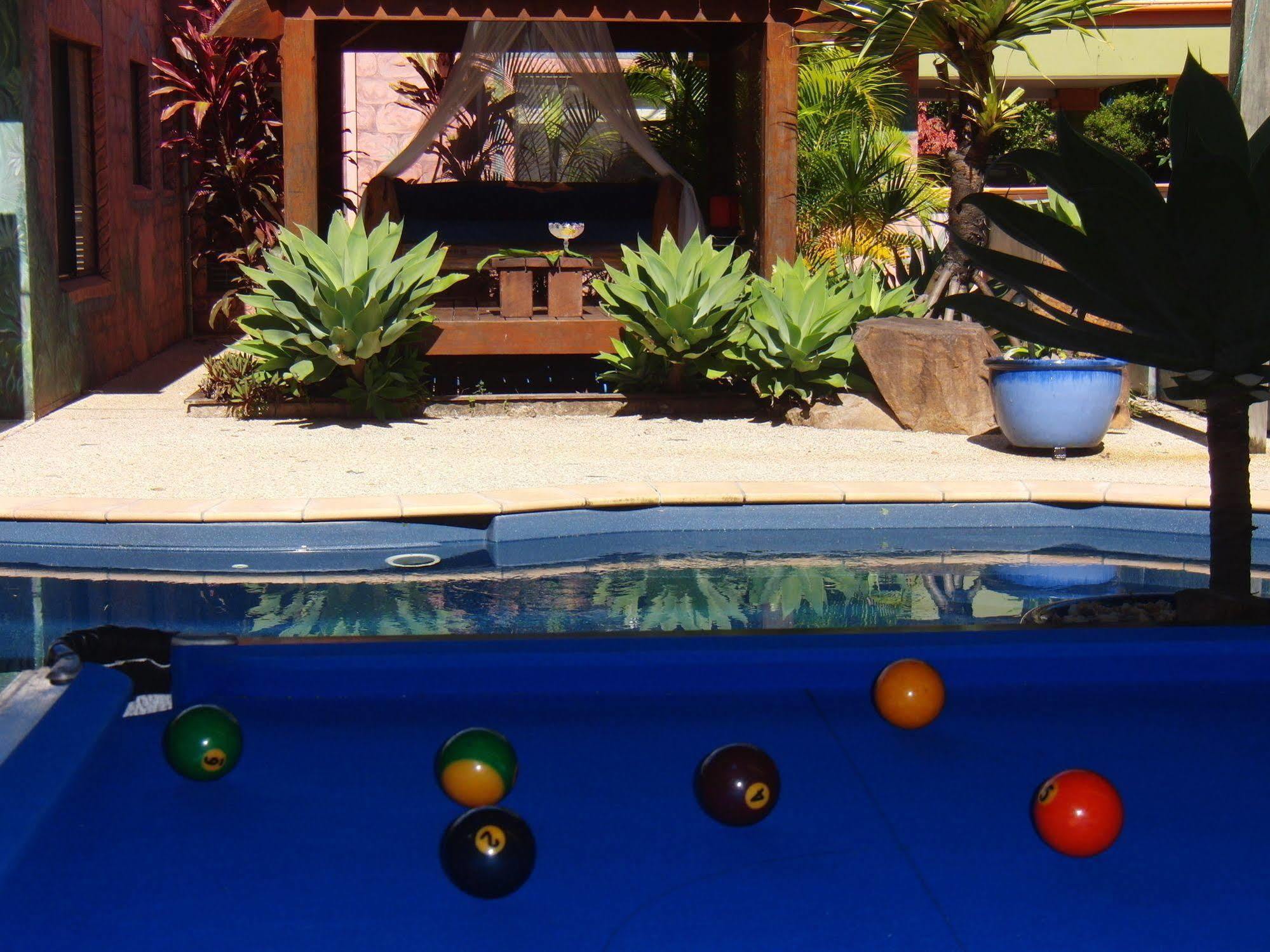 Noosa Edge Nudist Retreat Bed and Breakfast Doonan Esterno foto