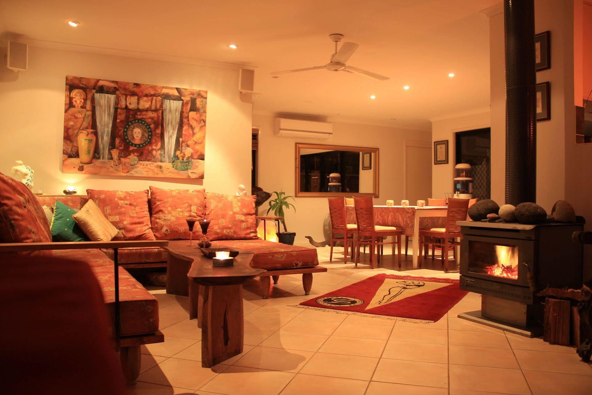 Noosa Edge Nudist Retreat Bed and Breakfast Doonan Esterno foto