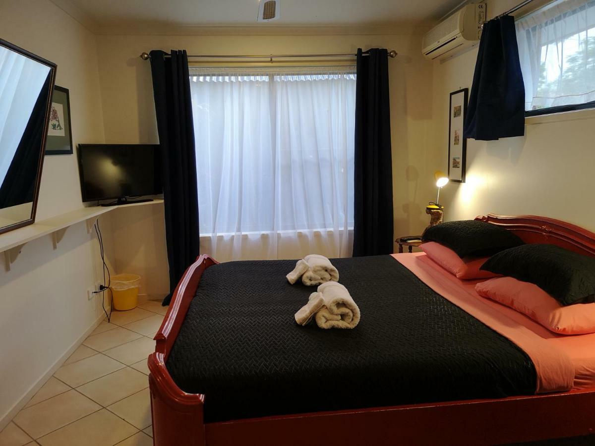 Noosa Edge Nudist Retreat Bed and Breakfast Doonan Esterno foto